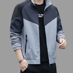 Men Colorblock Casual Jacket-image-89