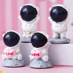 eCraftIndia White 4 Pieces Astronaut Statues  Figurine Showpiece-image-95