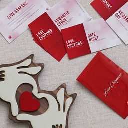 eCraftIndia White & Red 2 Pcs Valentine Gift Set-3