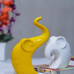 GW CREATIONS Yellow & White 2 Pieces Animals Figurine Showpiece-29