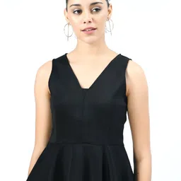 V&M V-Neck Scuba Peplum Top-20