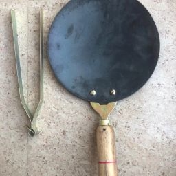 Yash Collection iron tawa with Chamita set Tawa 8.5 cm diameter-image-15