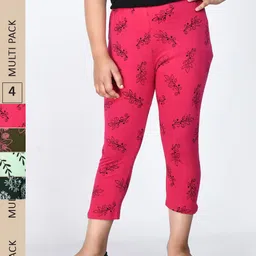 IndiWeaves Girls Pack Of 4 Printed Pure Cotton Relaxed Fit Mid-Rise Slip-On Capris-image-32