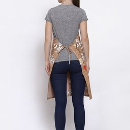 Arrabi Pack Of 2 Multicoloured Printed Aprons image 4