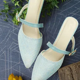 ICONICS Textured Pointed Toe Block Heeled Pumps-24