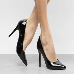 Shoetopia Women Black Solid Pumps-33