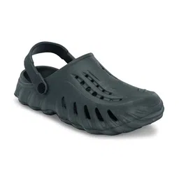 The Roadster Lifestyle Co. Men Textured Croslite Clogs-picture-2