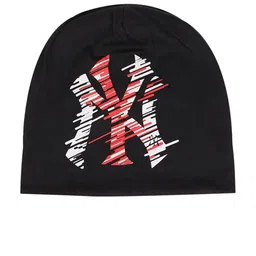 iSWEVEN Black & White Printed Beanie-image-18