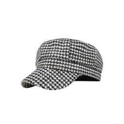 iSWEVEN Unisex Black & White Ascot Cap-48