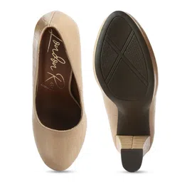 London Rag Textured Round Toe Platform Heel Pumps image 4