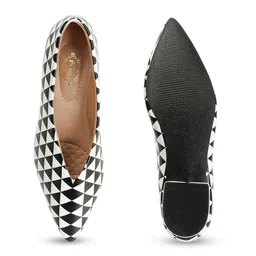 Denill Printed Pointed Toe Block Heeled Pumps image 3