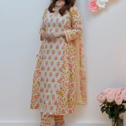 KS-RAMGRP/COTTON/ORG Floral Print Kurta, Trouser/Pant & Dupatta Set-image-1