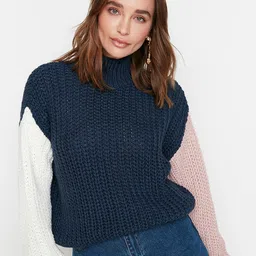 Trendyol Women Teal & White Colourblocked Pullover-image-1