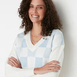 Trendyol Women Off White & Blue Checked Crop Pullover-image-16
