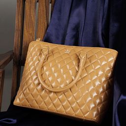 Berrylush Women Beige Textured Laptop Bag With Quilted-image-15