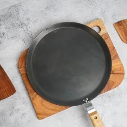 Iron Flat Tawa with Strong Wooden Handle Black 100% Toxin-Free Tawa 30 cm diameter-picture-10