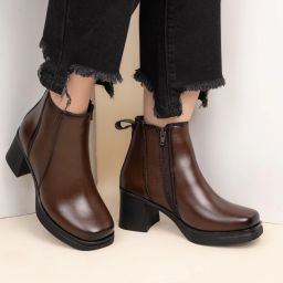 Women Brown Square toe & Block heel Chelsea Boots Boots For Women-image-2
