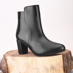 Comfortable Outdoor Synthetic Leather Boots For Women-image-36