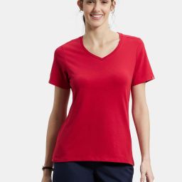 1359 Women Solid V Neck Cotton Blend Red T-Shirt-image-4