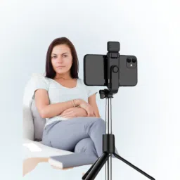 BITWEAVE BT R1s Selfie Stick with Light &amp; USB Charging Bluetooth Selfie Stick-picture-20