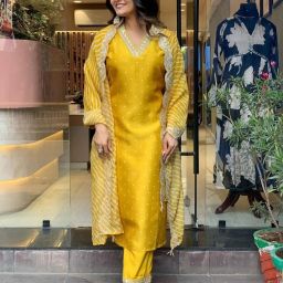 Women Silk Blend Kurta Pant Dupatta Set-image-55