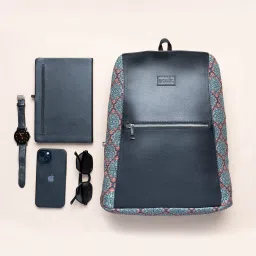 Small 15 L Backpack Kolkata Nouveau Classic Daypack-16