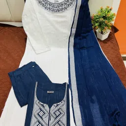 Women Cotton Blend Kurti Pant Dupatta Set-image-86
