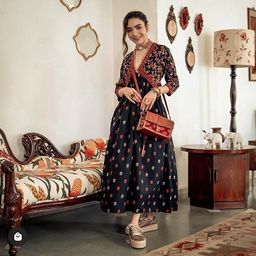 etzin Floral Print Viscose Rayon Stitched Flared/A-line Gown-picture-19