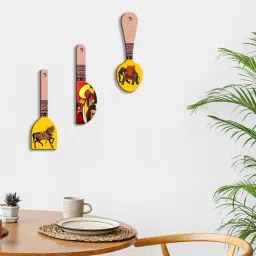 suveharts 3 Pcs Horse Yellow Wooden New Spoons Hanging-picture-31