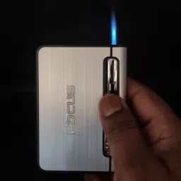 viovi FOCUS Long Cloud Silver Cigarette Case with Inbuilt Lighter I Ideal for 84mm King Size 10 pcs Cigarette Pocket Lighter image 5