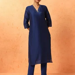 Jaipur Kurti Women Embroidered Thread Work Chanderi Silk Kurta-image-13