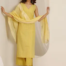 Libas Geometric Embroidered Thread Work V-Neck High Slit Kurta With Palazzos And Dupatta-51