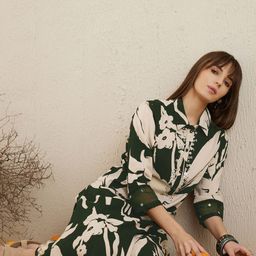 Indo Era Floral Printed Shirt Collar Straight Kurta With Trousers-picture-34