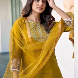SKYLEE Women Ethnic Motifs Embroidered Regular Kurta with Trousers & Dupatta-26
