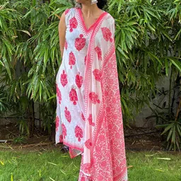 KALINI Floral Printed Regular Pure Cotton Kurta with Trousers & With Dupatta-19