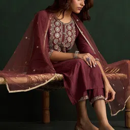 Indo Era Women Floral Embroidered Regular Kurta with Trousers & With Dupatta-40