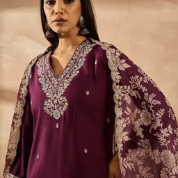 Indo Era Women Floral Embroidered Regular Kurta with Trousers & With Dupatta-image-27