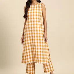 anayna Checked Pure Cotton Kurta with Trousers-image-23