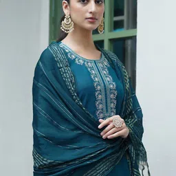 SANISA Women Ethnic Motifs Embroidered Regular Sequinned Kurta with Trousers & Dupatta-49