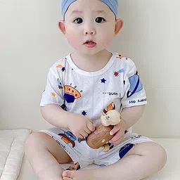 StyleCast x Revolte Boys White Graphic Printed T-Shirt & Shorts-picture-11