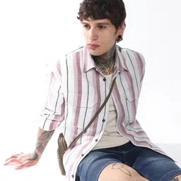 Hubberholme Men Spread Collar Vertical Striped Cotton Textured Double Pocket Casual Shirt-image-90