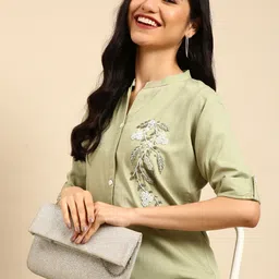 SHOWOFF Women Embroidered Cotton Blend Straight Kurta with Trousers-image-29