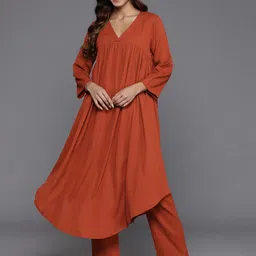 Varanga Women Empire Gathered Detail A Line Kurta With Trouser-picture-55