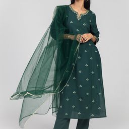 HERE&NOW Green & White Floral Motifs Embroidered Kurta with Trousers & Dupatta-image-15