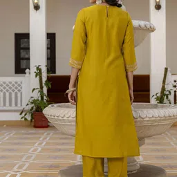 SANISA Women Ethnic Motifs Embroidered Regular Sequinned Kurta with Trousers & With Dupatta image 4