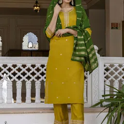 SANISA Women Ethnic Motifs Embroidered Regular Sequinned Kurta with Trousers & With Dupatta image 3