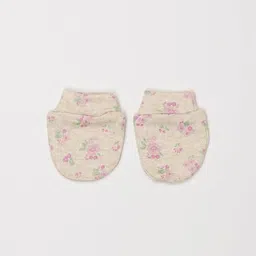h by hamleys Set of 2 Mittens image 3
