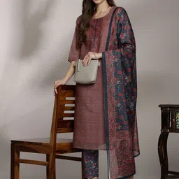 Anouk Women Ethnic Motifs Yoke Design Kurta with Trousers & Dupatta-11