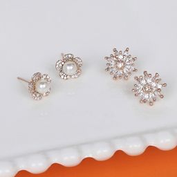 Zaveri Pearls Set of 2 Gold-Plated Gold-Toned Contemporary Studs Earrings-10