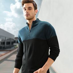Roadster Men Black & Teal Blue Colourblocked Pullover-image-15